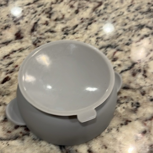 Upward baby silicone bowl - Picture 3 of 5